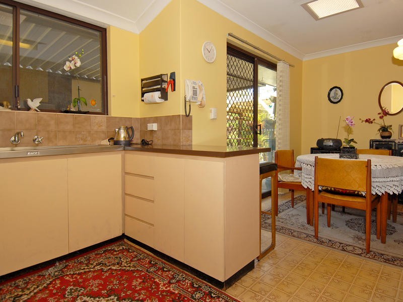 38 Monument Drive, Beldon WA 6027