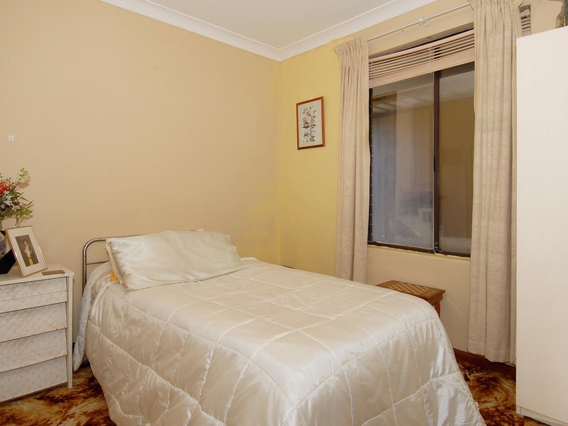 38 Monument Drive, Beldon WA 6027