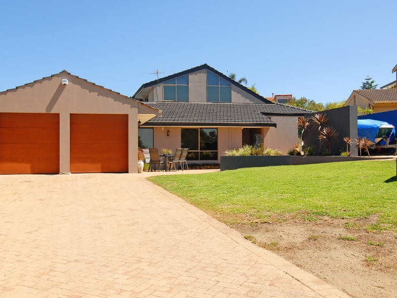 10 Cowrie Place, Mullaloo WA 6027
