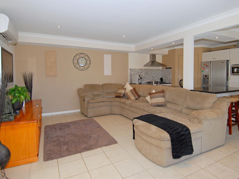 10 Cowrie Place, Mullaloo WA 6027