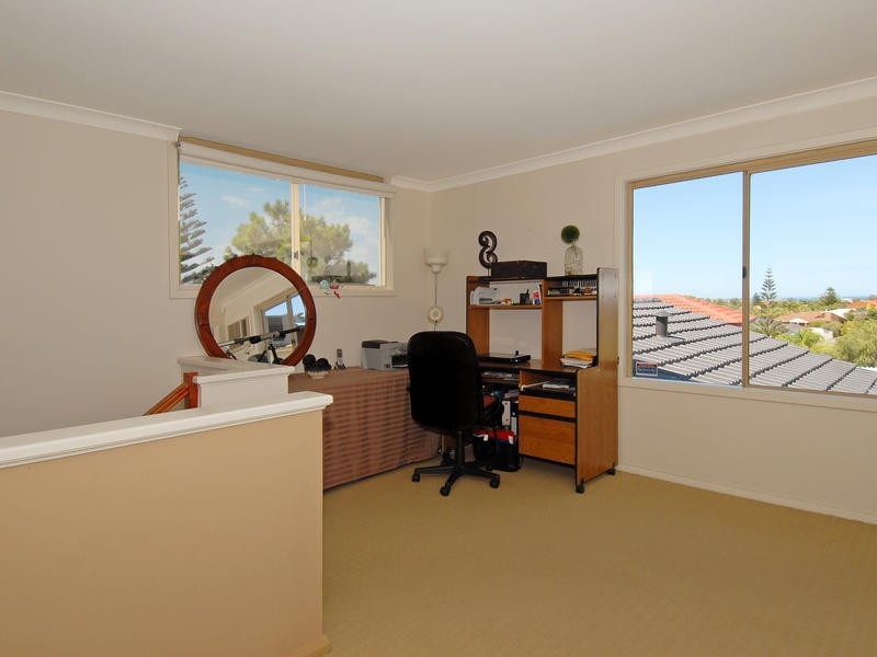 10 Cowrie Place, Mullaloo WA 6027