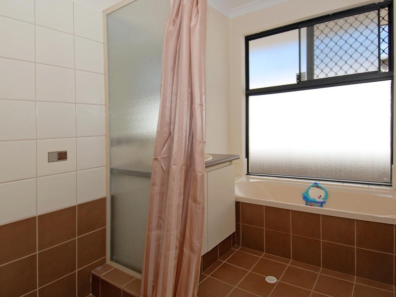 20 Incana St, Banksia Grove WA 6031