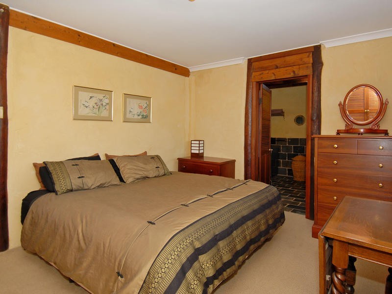 5 Hackney Way, Yanchep WA 6035