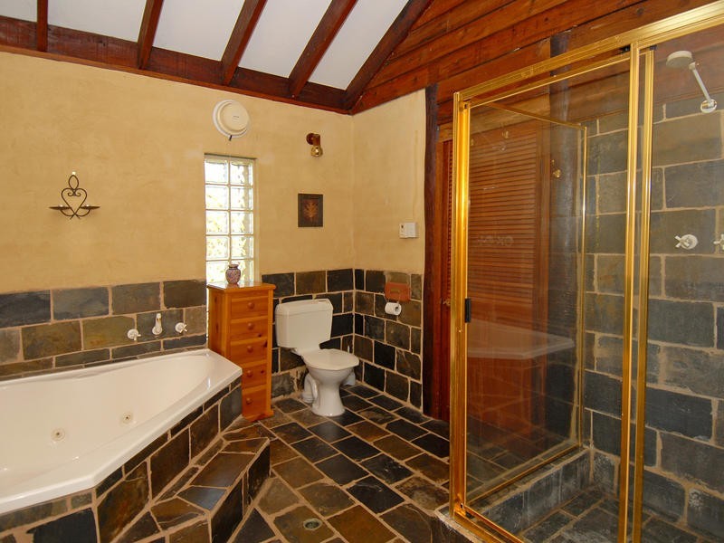 5 Hackney Way, Yanchep WA 6035