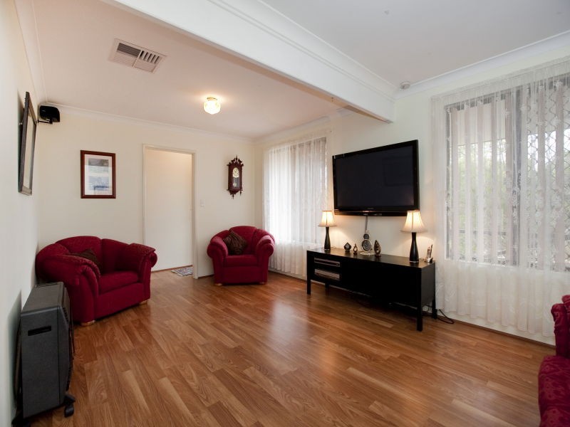 3 Chipala Ct, Edgewater WA 6027