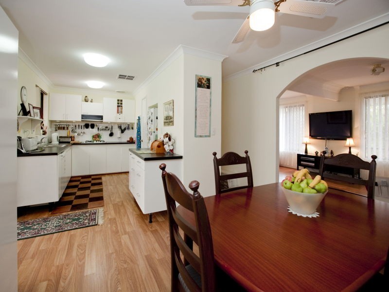 3 Chipala Ct, Edgewater WA 6027