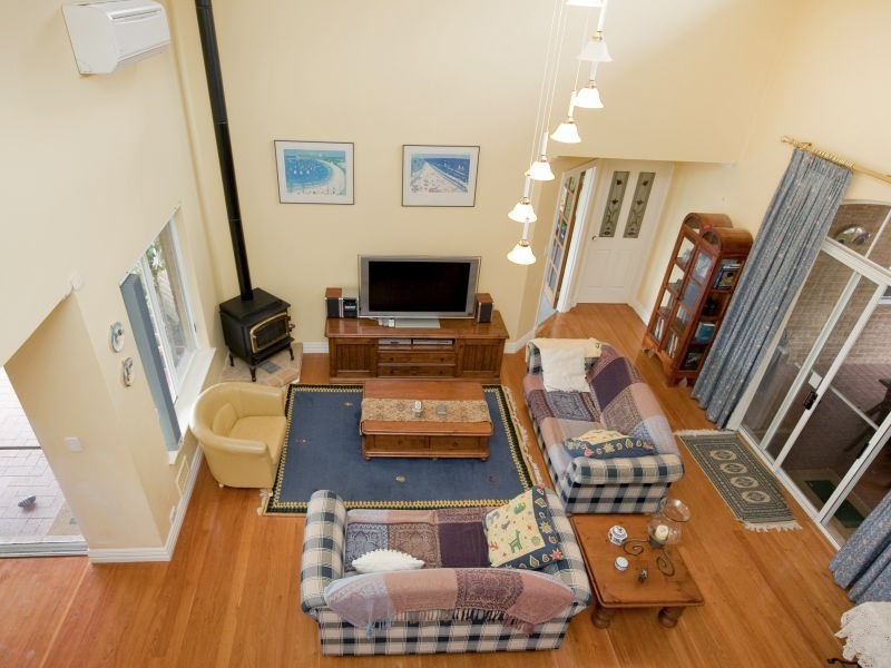 5 Rothwald Pl, Hillarys WA 6025