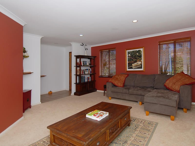 41 Trappers Drive, Woodvale WA 6026