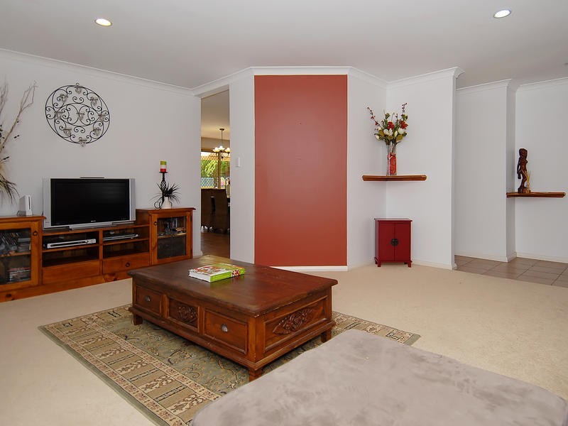 41 Trappers Drive, Woodvale WA 6026