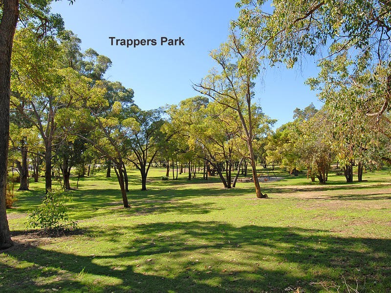 41 Trappers Drive, Woodvale WA 6026