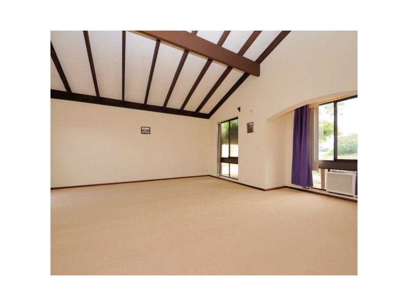 3 Whelk Pl, Mullaloo WA 6027