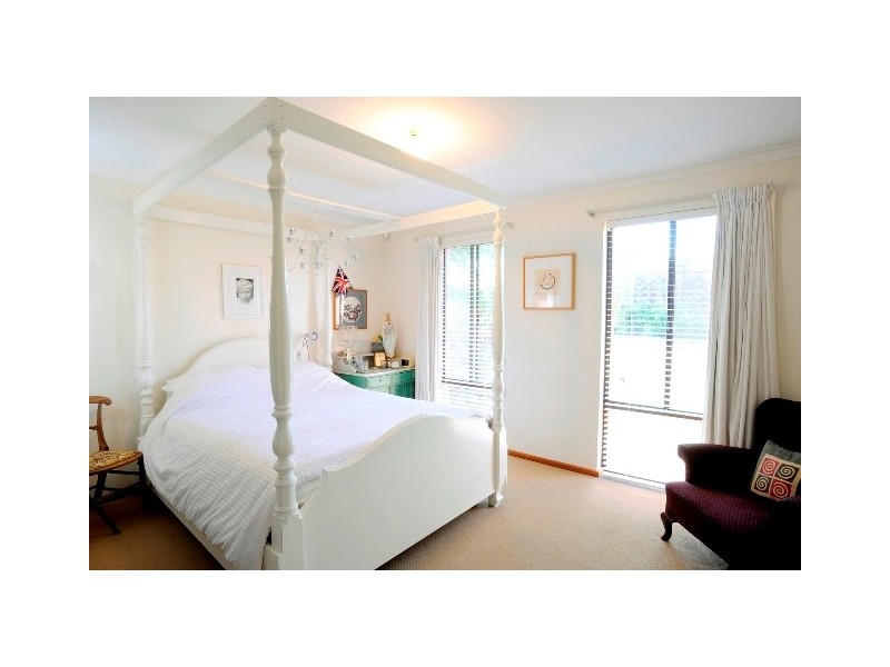 7 Gregory Ave, Padbury WA 6025