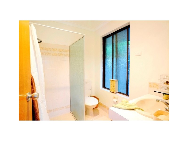 7 Gregory Ave, Padbury WA 6025