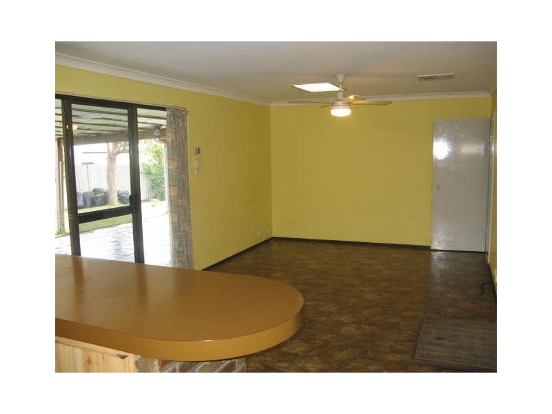 51 Tasman Rd, Beldon WA 6027