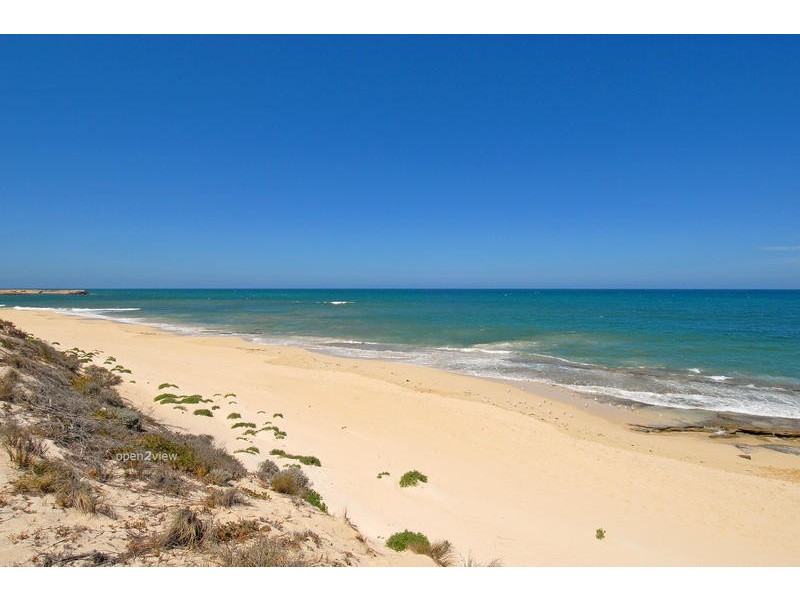 27 Sovereign Drive, Two Rocks WA 6037