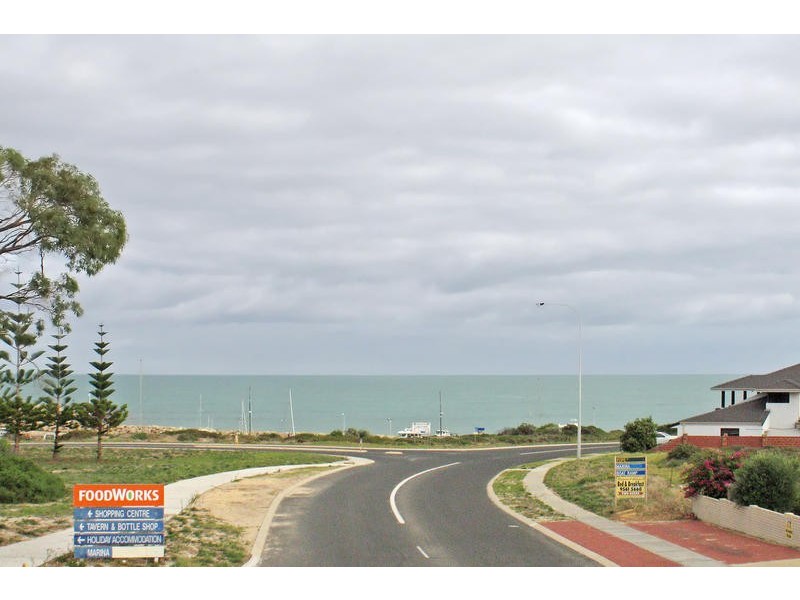 27 Sovereign Drive, Two Rocks WA 6037