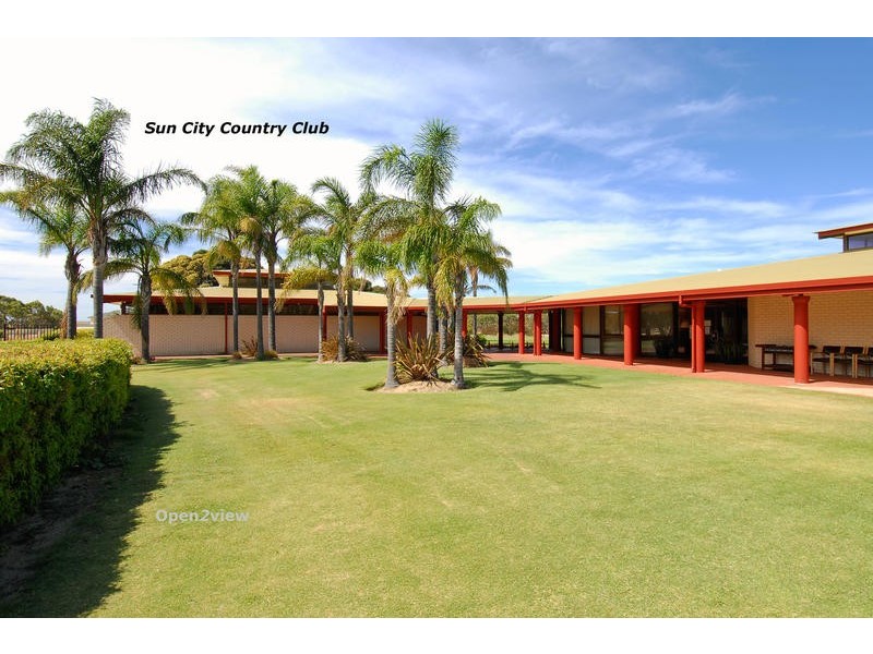 100 Lagoon Drive, Yanchep WA 6035