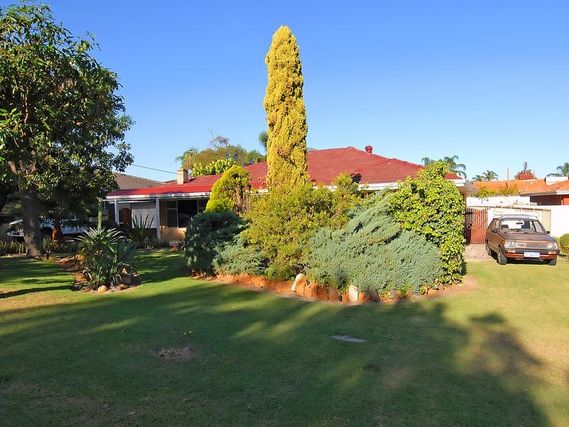 15  Kiandra Way, High Wycombe WA 6057