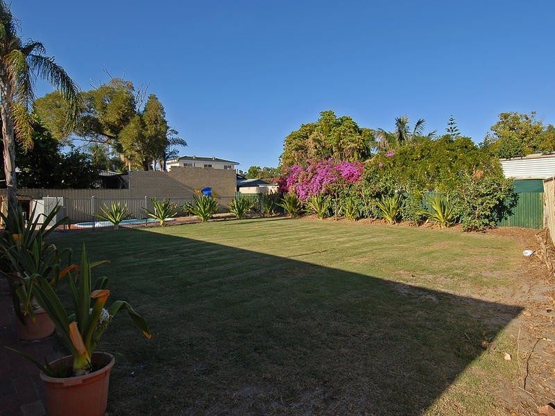 15  Kiandra Way, High Wycombe WA 6057