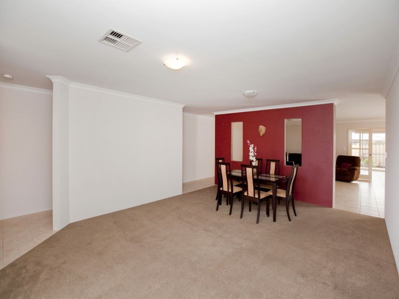 11 Gausson Turn, Ashby WA 6065