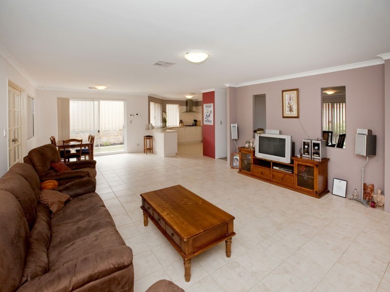 11 Gausson Turn, Ashby WA 6065