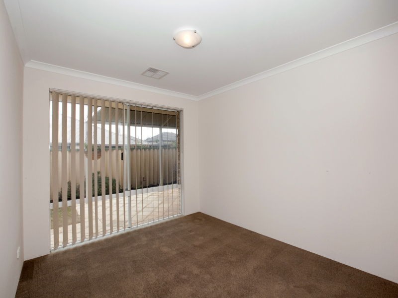 11 Gausson Turn, Ashby WA 6065