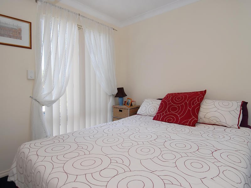 2 Ella Pl, Duncraig WA 6023