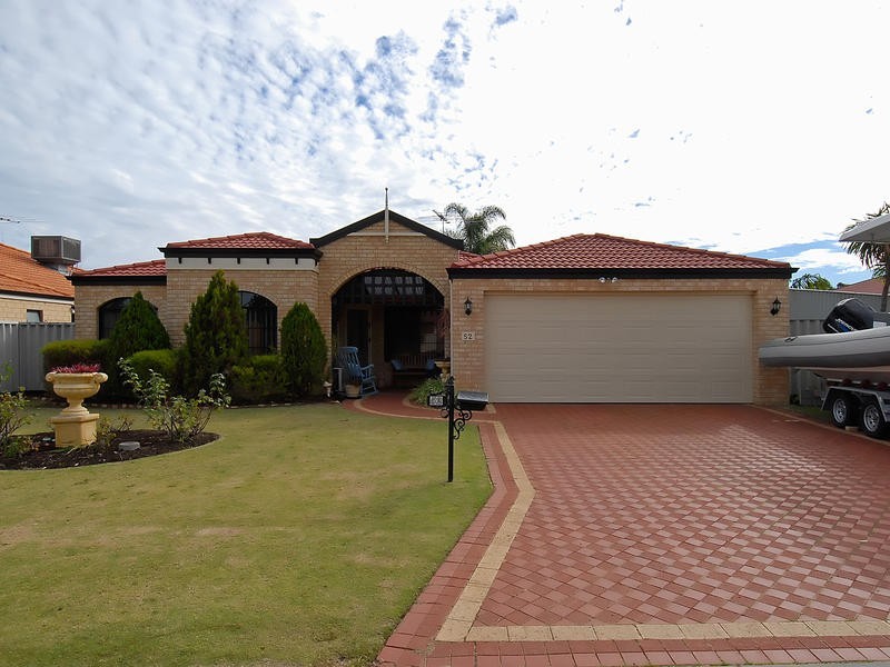 52 Carwoola Cir, Carramar WA 6031