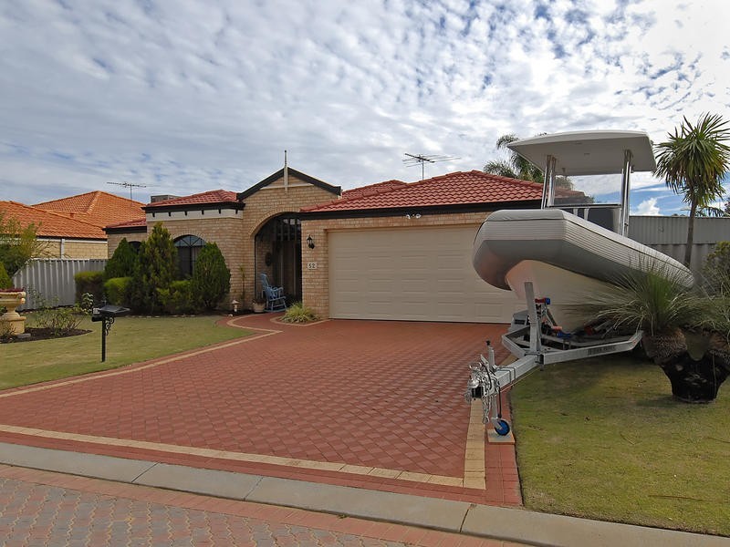 52 Carwoola Cir, Carramar WA 6031