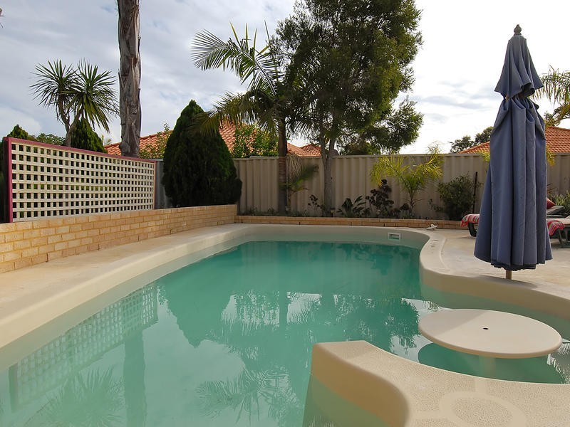 52 Carwoola Cir, Carramar WA 6031