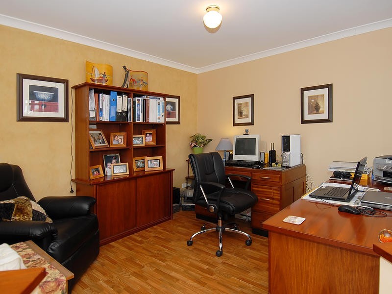 52 Carwoola Cir, Carramar WA 6031