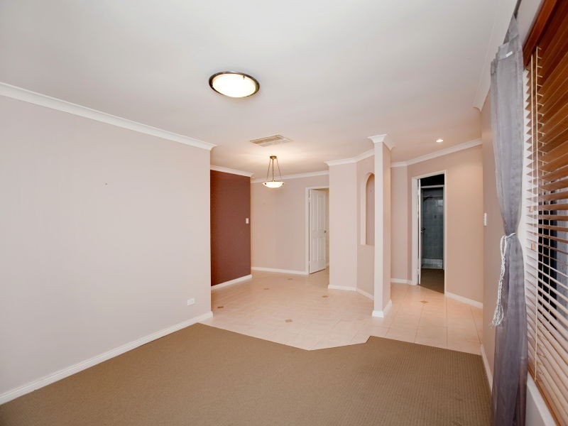 4 Everett Lane, Currambine WA 6028