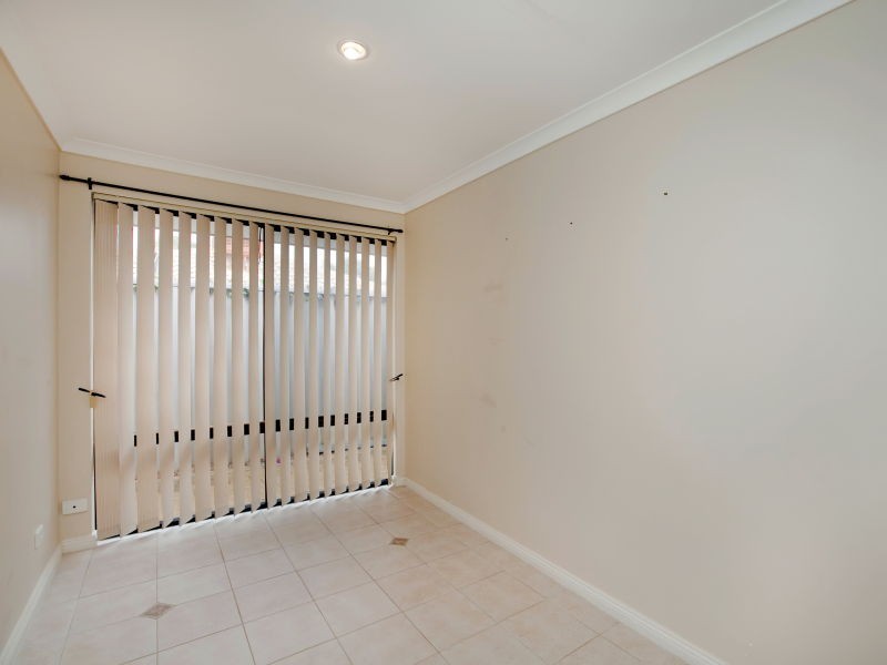 4 Everett Lane, Currambine WA 6028