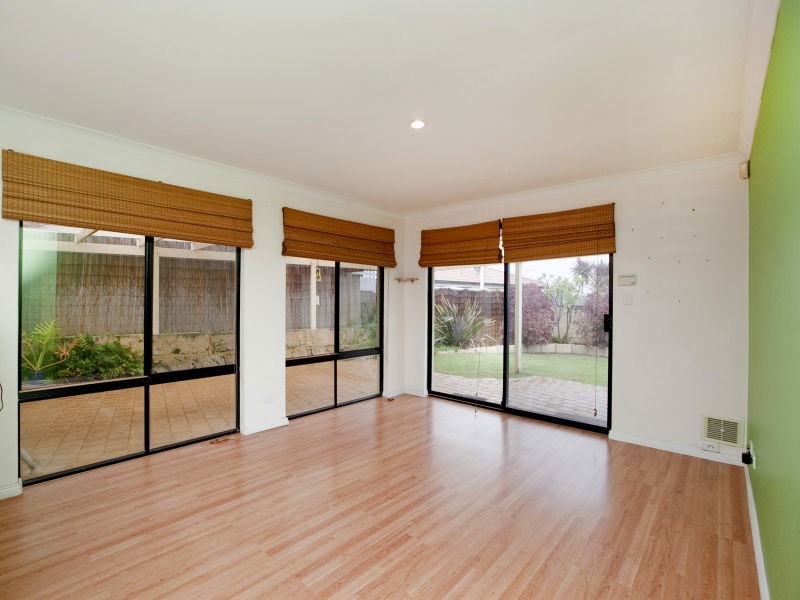 4 Everett Lane, Currambine WA 6028