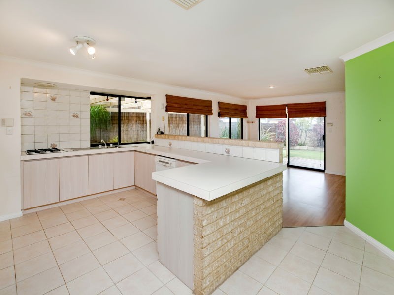 4 Everett Lane, Currambine WA 6028
