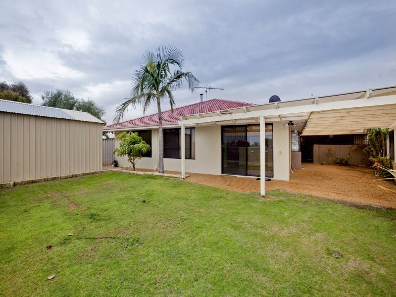 4 Everett Lane, Currambine WA 6028