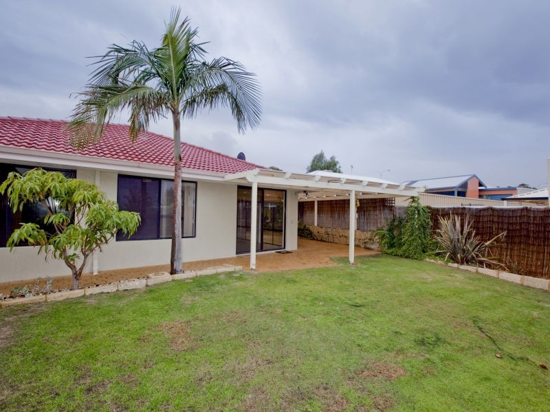 4 Everett Lane, Currambine WA 6028