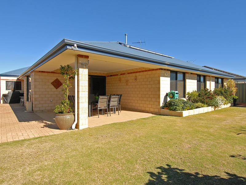 22 Brockwell Pwy, Landsdale WA 6065