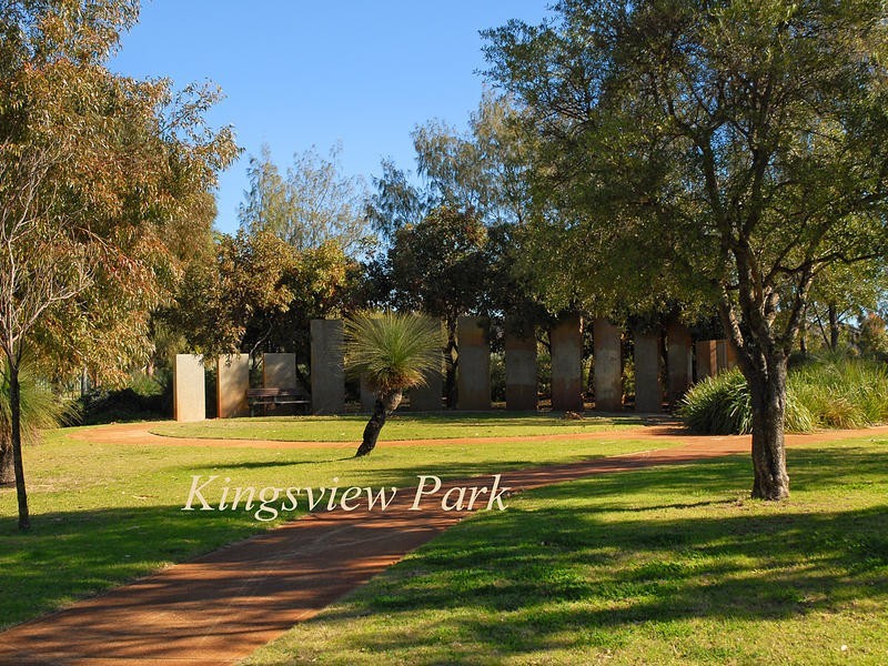 22 Brockwell Pwy, Landsdale WA 6065