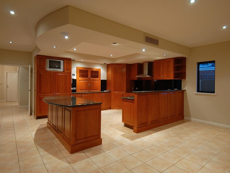 7 Eze Tce, Hillarys WA 6025