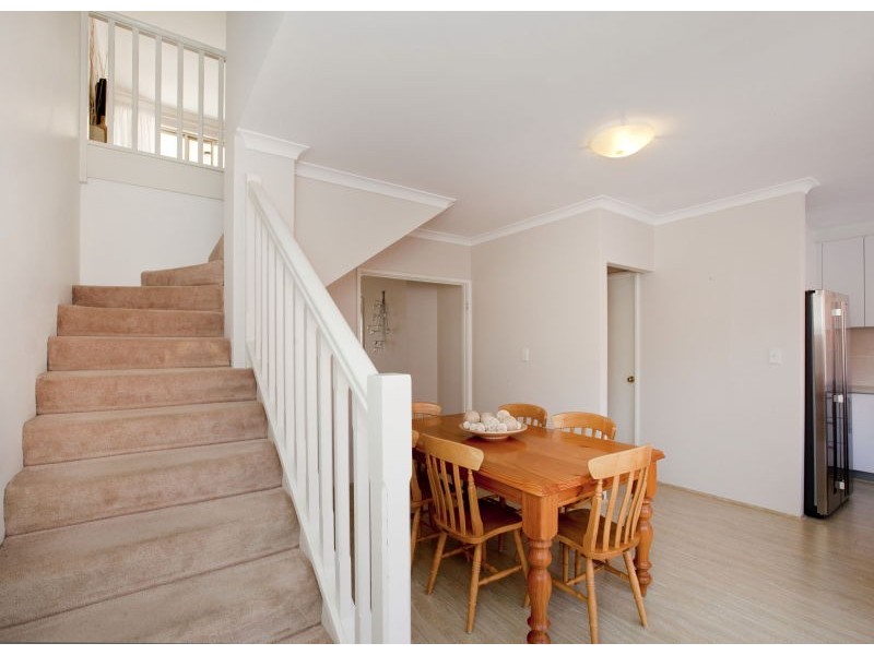 477 Lakeside Dr, Joondalup WA 6027