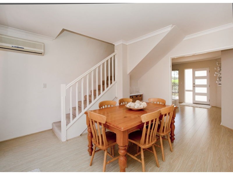 477 Lakeside Dr, Joondalup WA 6027