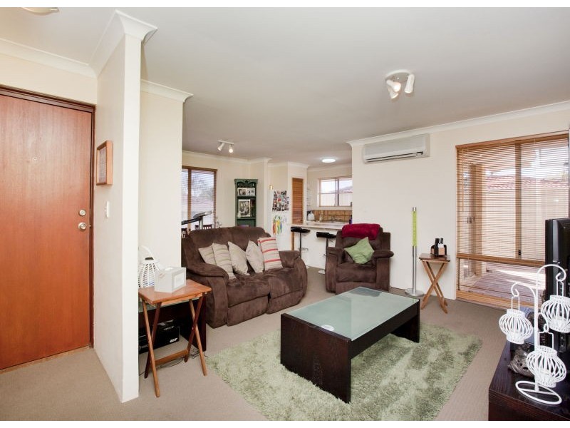 15/179 Goollelal Drive, Kingsley WA 6026