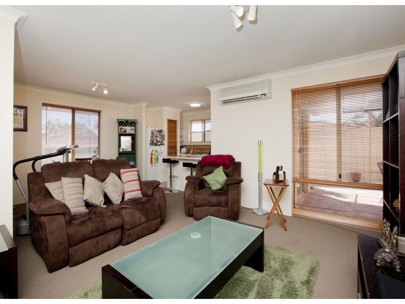 15/179 Goollelal Drive, Kingsley WA 6026