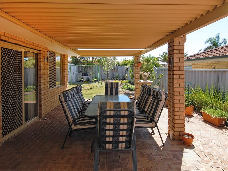 24 Leviathan Way, Padbury WA 6025