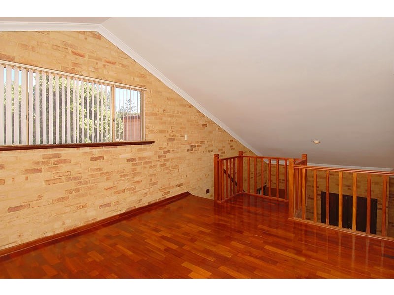 8 Iluka Ave, Mullaloo WA 6027