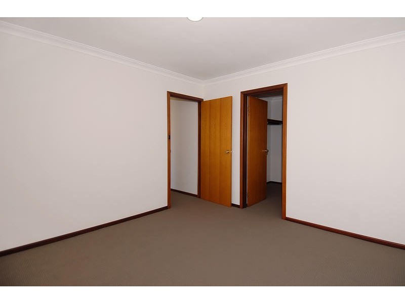 8 Iluka Ave, Mullaloo WA 6027