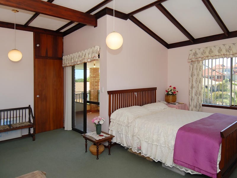 26 Hackney Way, Yanchep WA 6035