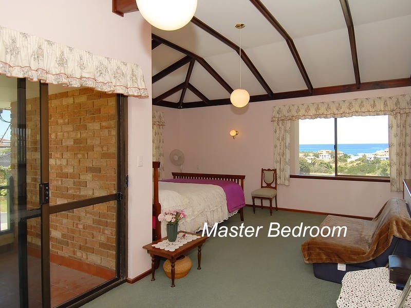 26 Hackney Way, Yanchep WA 6035