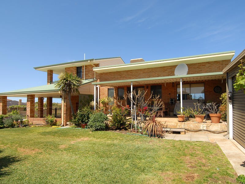 26 Hackney Way, Yanchep WA 6035